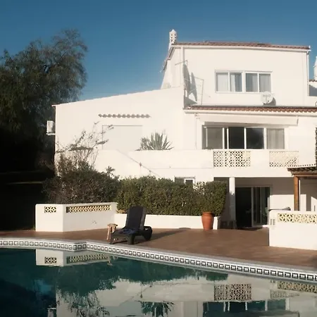Βίλα Lorenzo With Tennis Court & Swimming Pool *