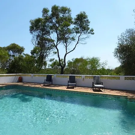 Βίλα Lorenzo With Tennis Court & Swimming Pool