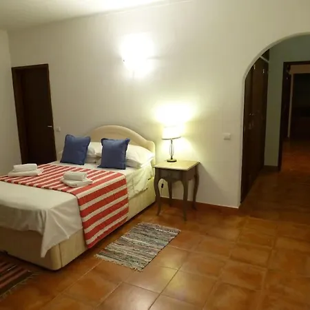 Βίλα Lorenzo With Tennis Court & Swimming Pool